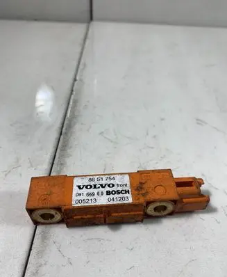 Volvo XC90 Airbag deployment crash/impact sensor 8651754