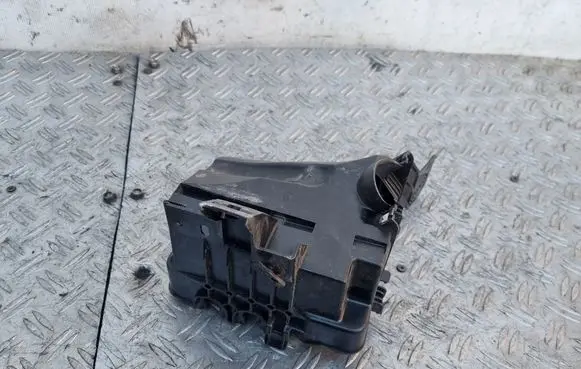 Peugeot 2008 I Fuse box set 9657287080