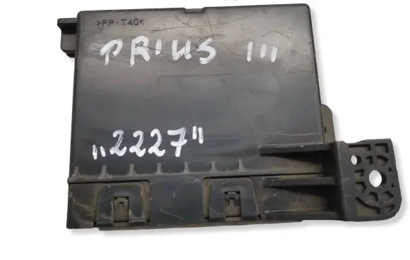 Toyota Prius (XW30) Other control units/modules 8865047060 1777004400 8865047061