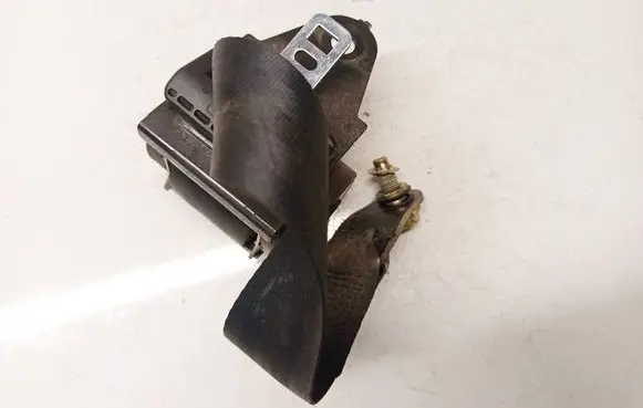 Nissan Primera Rear seatbelt 542605161