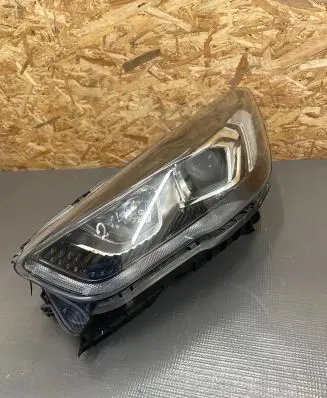 Ford Kuga II Headlight/headlamp GV4113W030GE 901564095
