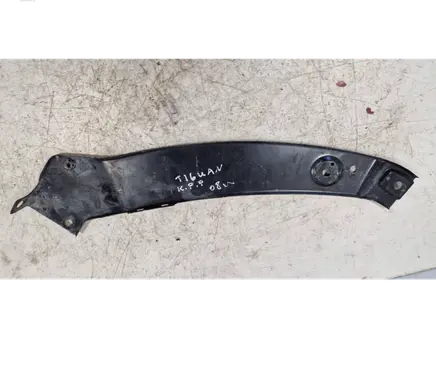 Volkswagen Tiguan Radiator support slam panel bracket 5N0806929A