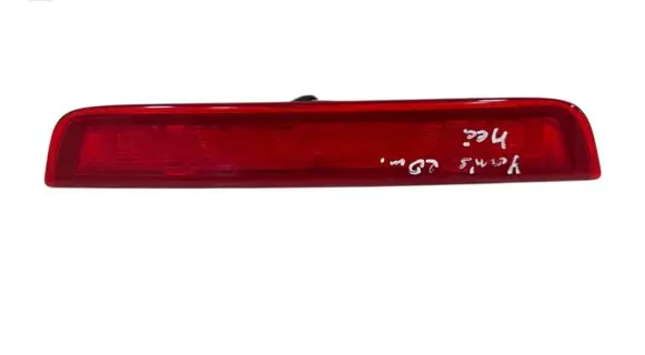 Toyota Yaris Third/center stoplight 815700D152
