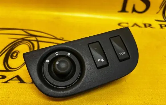 Dacia Sandero II Wing mirror switch 684937116R 684937535R