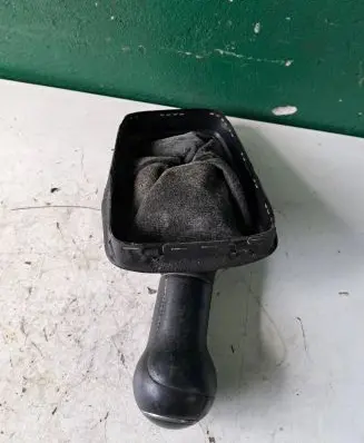 Volkswagen Sharan Gear lever shifter trim leather/knob 7767
