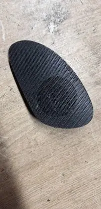 Side speaker trim/cover