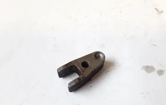Jeep Grand Cherokee (WK) Fuel Injector clamp holder NOCODE