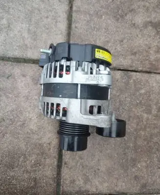 KIA Stonic Generator/alternator 3730007450