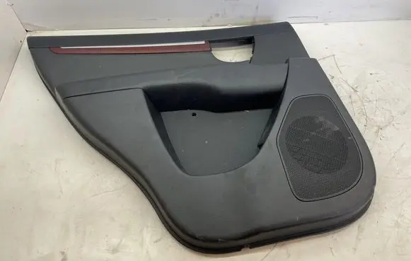 Hyundai Santa Fe Rear door card panel trim P833302B030 8337023000WK 833152B000