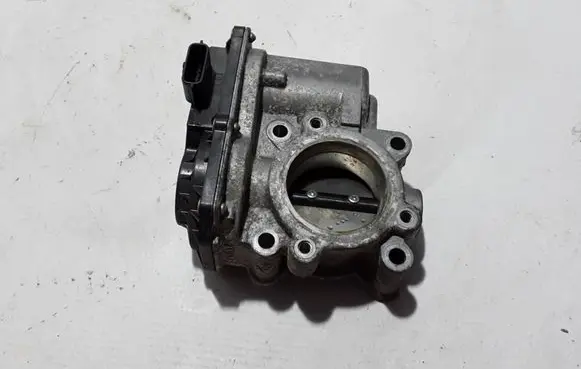 Renault Megane III Throttle valve 8200793841