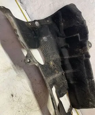 Lexus IS III XE30 Heat shield in engine bay 