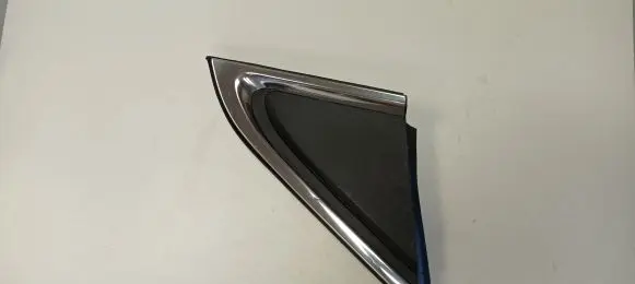 Ford Edge II Front door glass trim molding FT4B17074 82808282