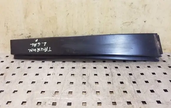 Volkswagen Touran I Other rear door trim element 1T0839889