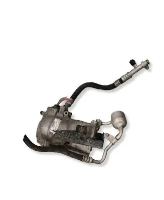 Mercedes-Benz E W212 Air conditioning (A/C) compressor (pump) A0038301660 00050201368