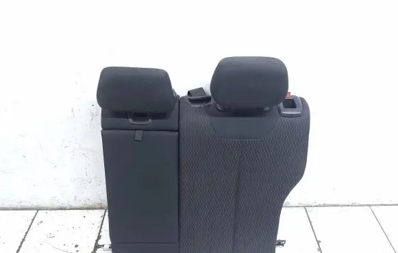 Rear seat