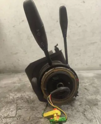 Mercedes-Benz E W211 Steering wheel axle A2114604016 A1714640518