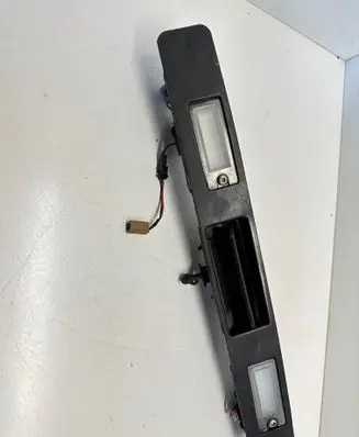 Volvo XC70 Trunk door license plate light bar 