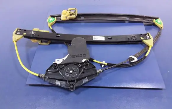 Audi A8 S8 D4 4H Front door window regulator with motor 4H0837462B