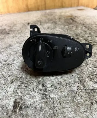 Ford Focus Light switch 98AG13A024CH