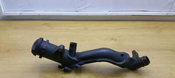 Ford Kuga I Oil fill pipe 9654733980