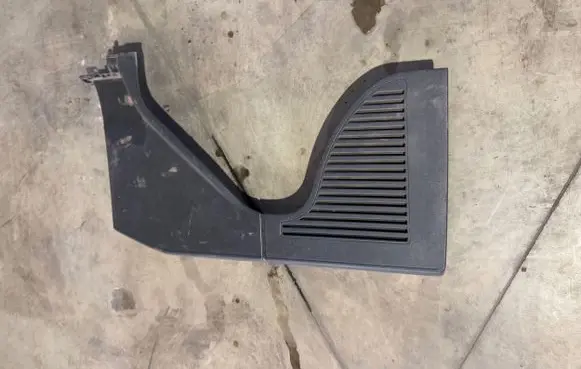 Citroen Berlingo Trunk/boot lower side trim panel 9681561577 060936J01
