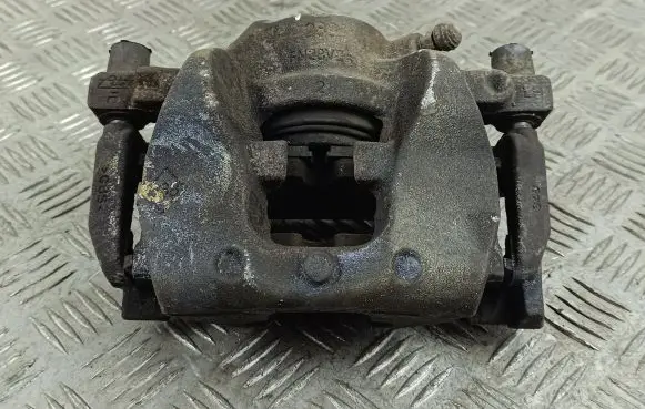 Nissan Qashqai J12 Front brake caliper