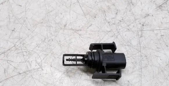 Mercedes-Benz C W203 Coolant temperature sensor A0005422818 702703