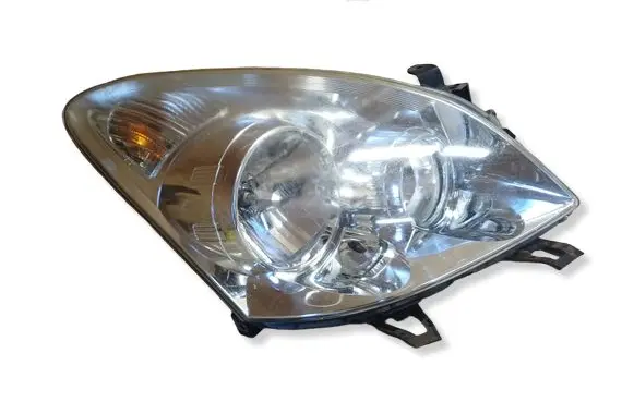 Toyota Corolla Verso E121 Headlight/headlamp 7357230400
