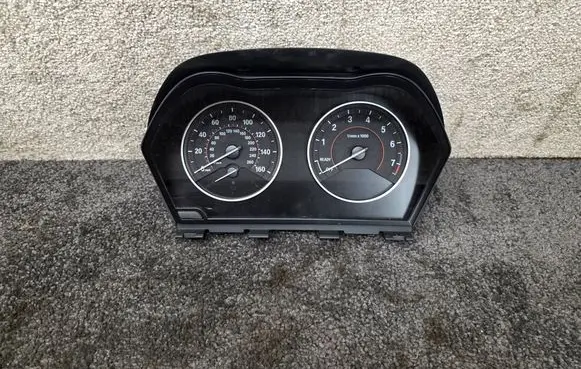 BMW 1 F20 F21 Speedometer (instrument cluster) 9232892 10556292 14369510