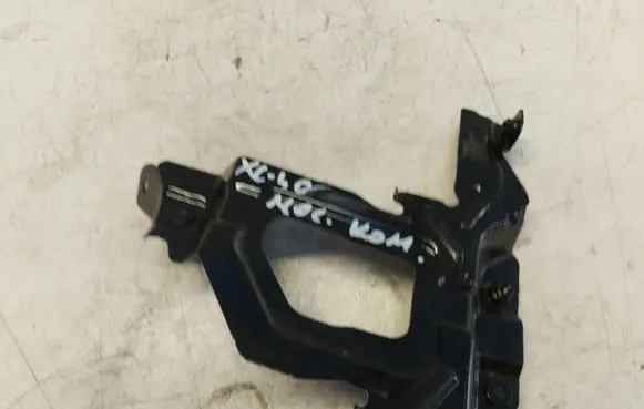 Volvo XC40 Engine control unit holder 32213431