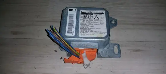 Renault Laguna I Airbag control unit/module 7700414215c 550449200