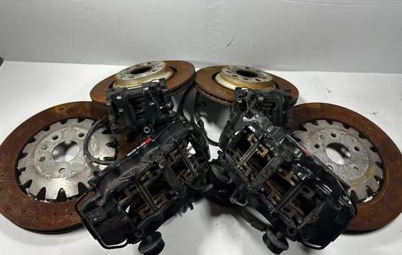 Audi RS3 Brake discs and calipers set 