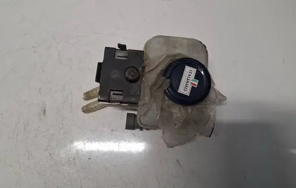 Opel Meriva A Brake fluid reservoir 93323045