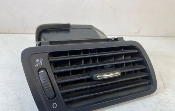 Volkswagen PASSAT B6 Dashboard side air vent grill/cover trim 3C1819702F