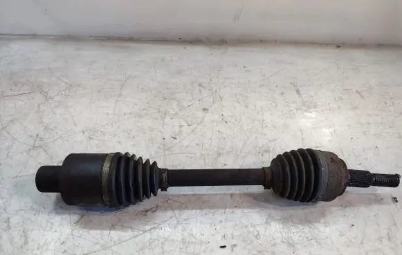 Jeep Grand Cherokee (WK) Front driveshaft P52104590AA