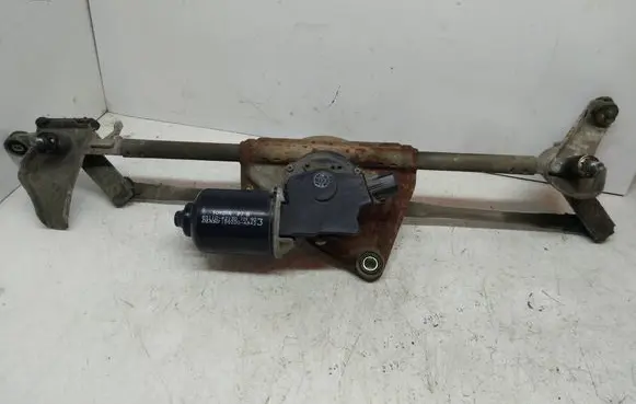 Front wiper linkage and motor