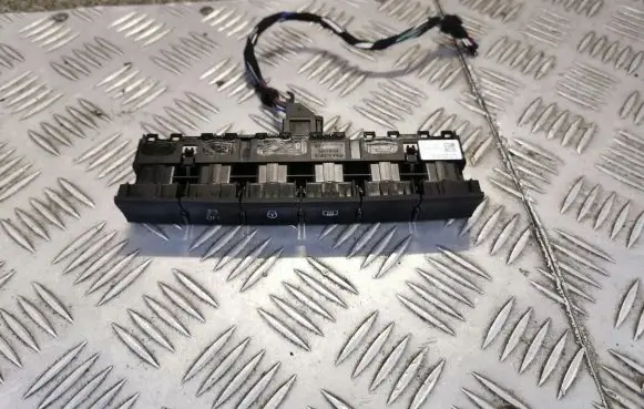 Skoda Rapid (NH) A set of switches 5JA927132AF