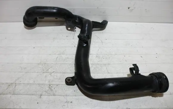 Volkswagen PASSAT B5 Intercooler hose/pipe 1K0145770B