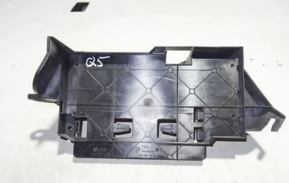 Audi Q5 SQ5 Sound amplifier holder/bracket 8R0035464A