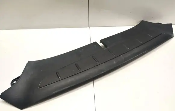 Tesla Model X Radiator trim 103623400g 103623500e