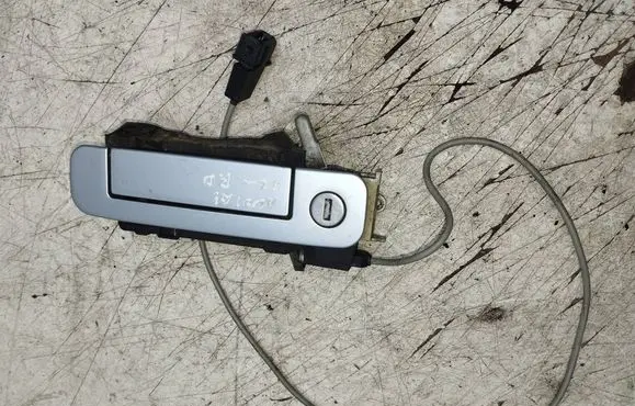 Audi A3 S3 8L Front door exterior handle 8D0837208A 4A0837206D