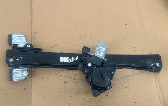 Ford Ecosport Front door window regulator with motor CN15A23200BB