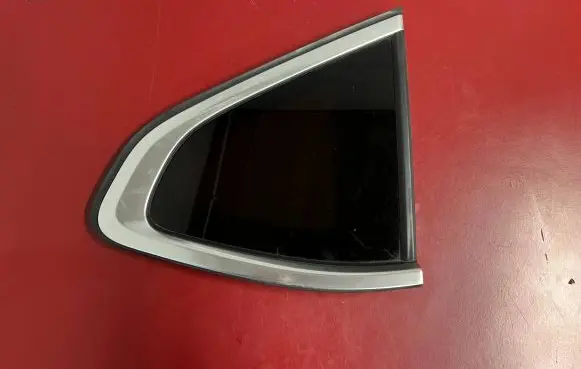 BMW X4 G02 Rear side window 7416548 741654810