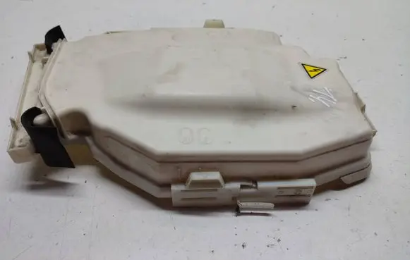 BMW X1 E84 Fuse box cover 7544577 58650910 12907544577