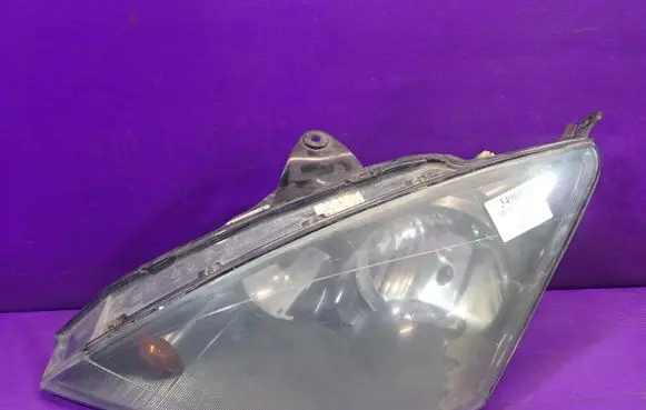 Ford Focus C-MAX Headlight/headlamp 2M5V-13W030-BD