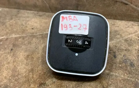 Mercedes-Benz SL R230 Seat control switch A2208000878