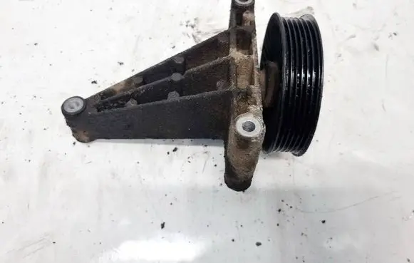 Mercedes-Benz Sprinter W906 Engine mounting bracket A6112341039