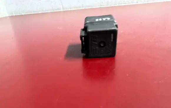 BMW X1 U11 Coolant fan relay 9207913