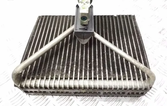 Volvo V70 Air conditioning (A/C) radiator (interior) 