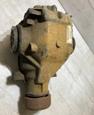 BMW X3 E83 Rear differential 7575538
